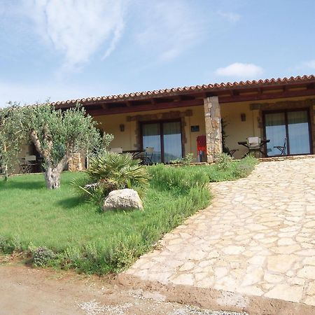 Agri Resort San Giuliano 圣塔·马里亚·迪·帕尔玛 外观 照片