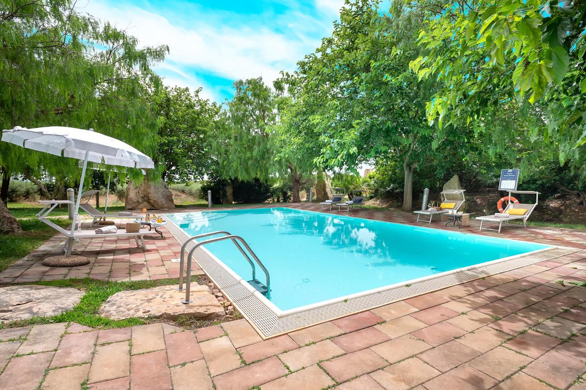 Agri Resort San Giuliano 圣塔·马里亚·迪·帕尔玛 外观 照片